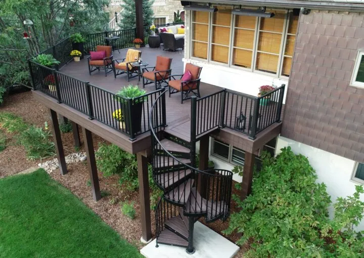 Trex Spiral stairs
