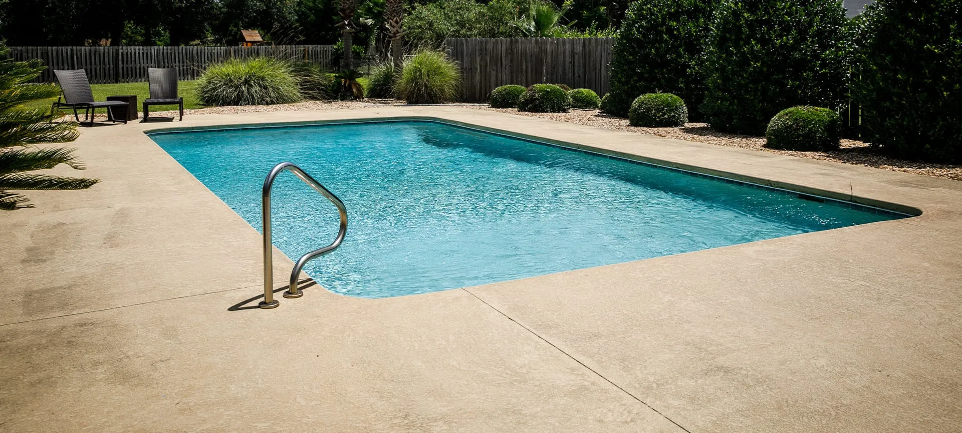 concrete pool deck style