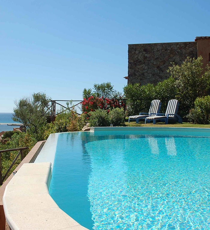 above ground commercial swimming pool