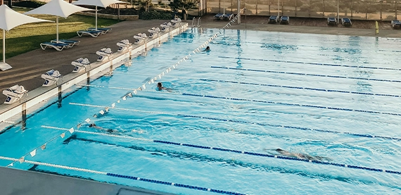 outdoor commercial swimming pool