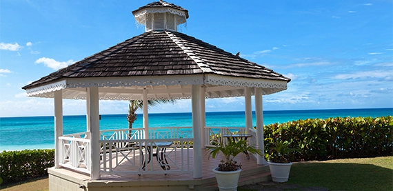 gazebo near sea side