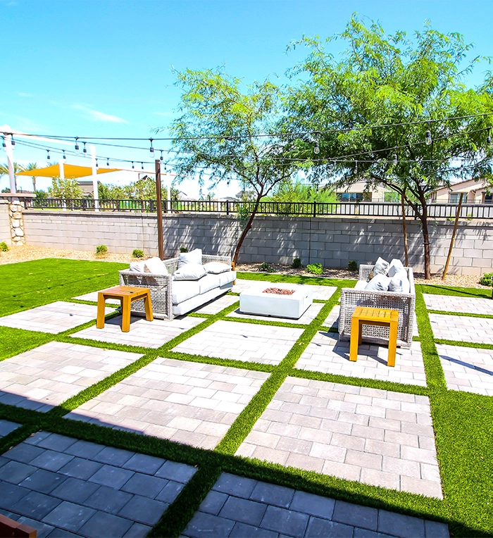 interlock patio with 3d landscape design in backyard and fire pit