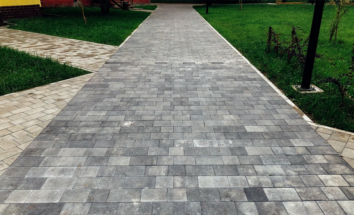 interlocking walkways connect to way walkway in park