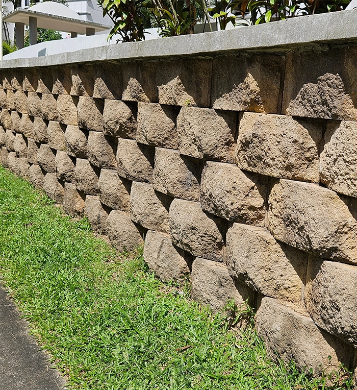 round style concrete block retaining walls