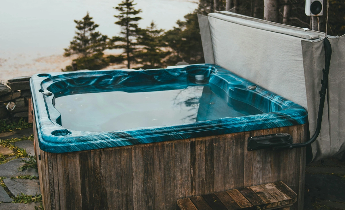 traditional plunge pool close up view